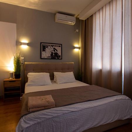 Modern Studio Beside Metro Yaroslava Mudroho, Universytet - Chernyshevska Str 95-7 Харков Екстериор снимка