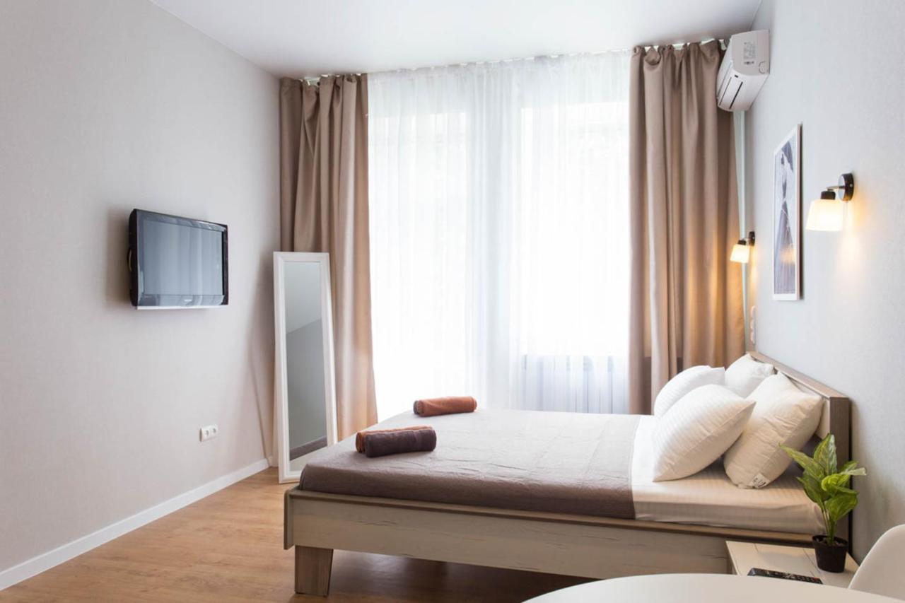 Modern Studio Beside Metro Yaroslava Mudroho, Universytet - Chernyshevska Str 95-7 Харков Екстериор снимка