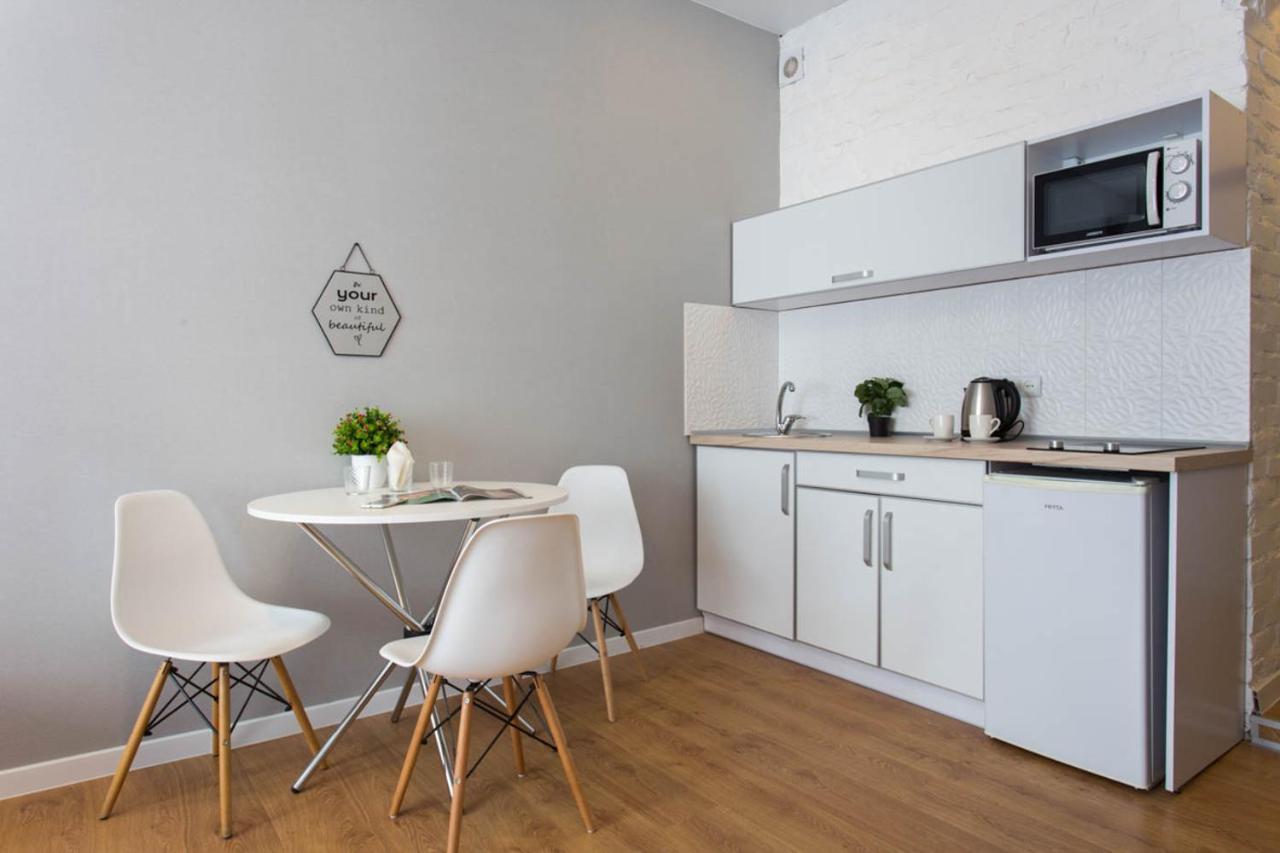 Modern Studio Beside Metro Yaroslava Mudroho, Universytet - Chernyshevska Str 95-7 Харков Екстериор снимка