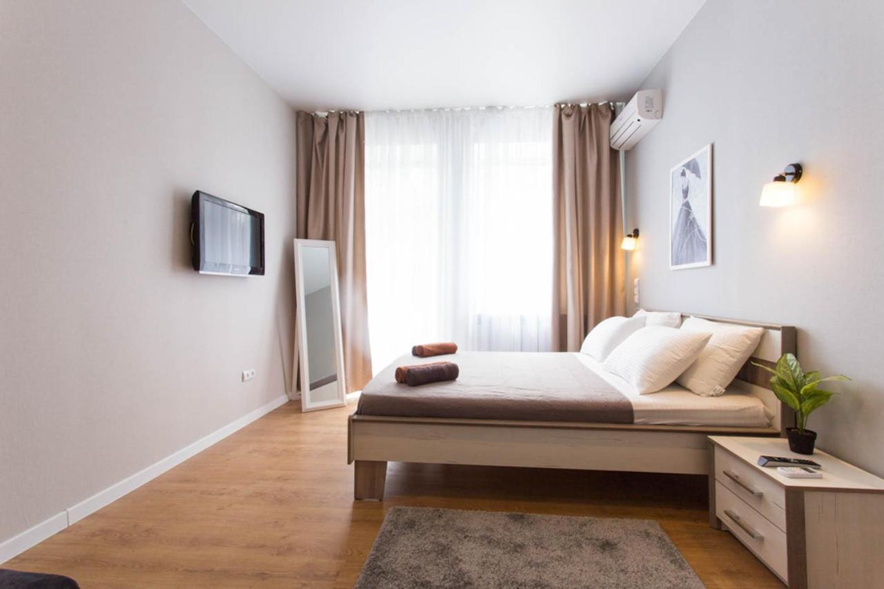 Modern Studio Beside Metro Yaroslava Mudroho, Universytet - Chernyshevska Str 95-7 Харков Екстериор снимка