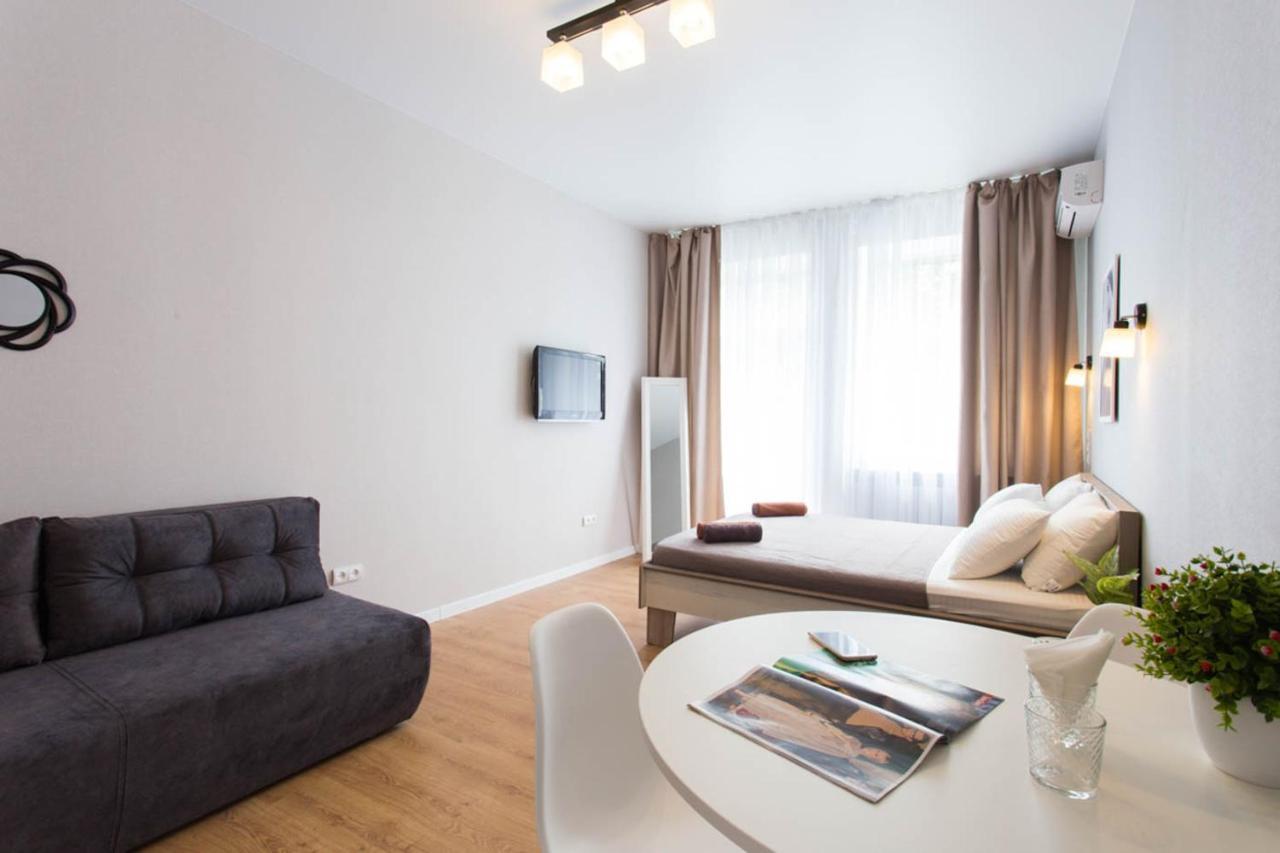 Modern Studio Beside Metro Yaroslava Mudroho, Universytet - Chernyshevska Str 95-7 Харков Екстериор снимка