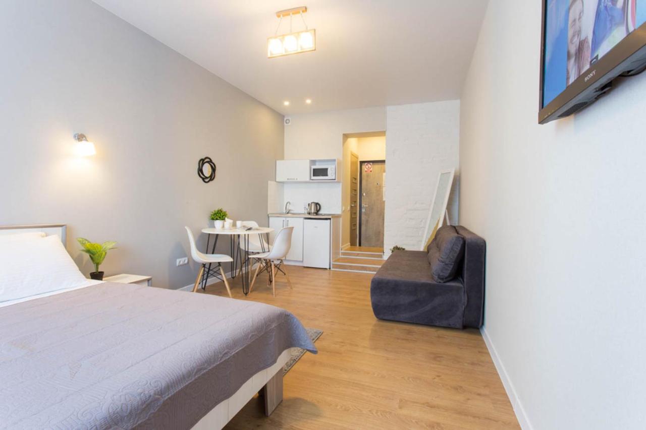 Modern Studio Beside Metro Yaroslava Mudroho, Universytet - Chernyshevska Str 95-7 Харков Екстериор снимка