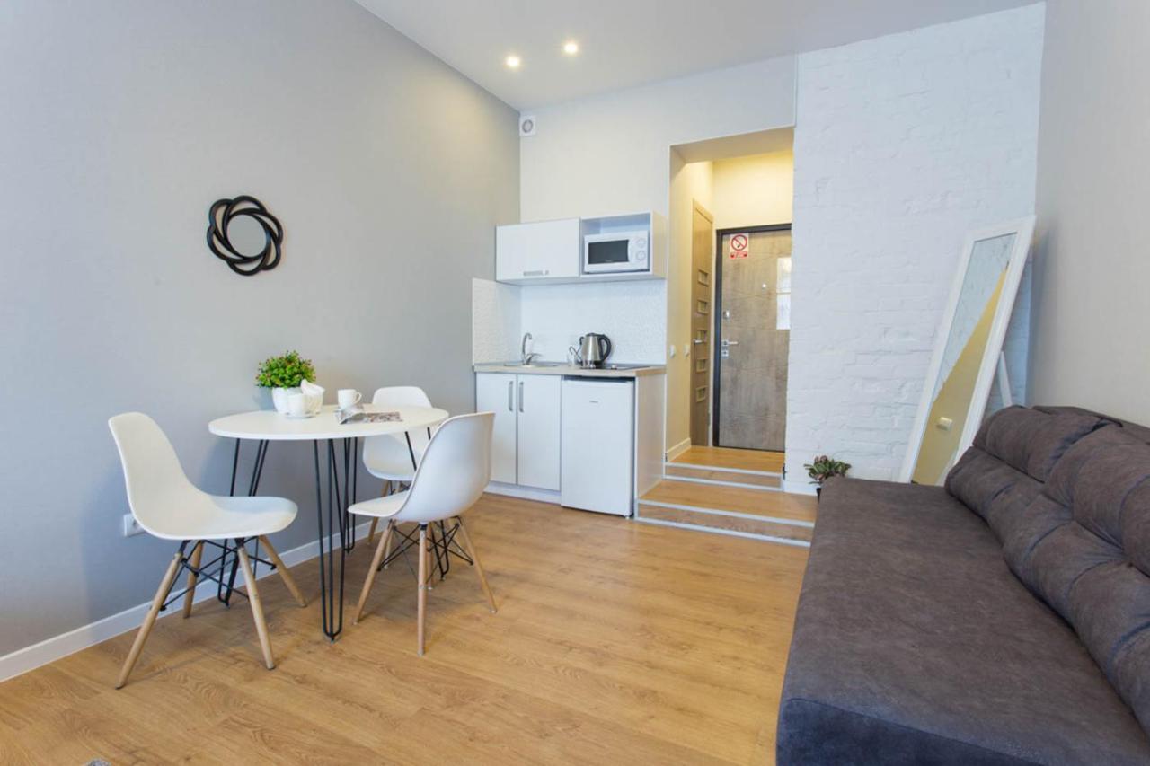 Modern Studio Beside Metro Yaroslava Mudroho, Universytet - Chernyshevska Str 95-7 Харков Екстериор снимка
