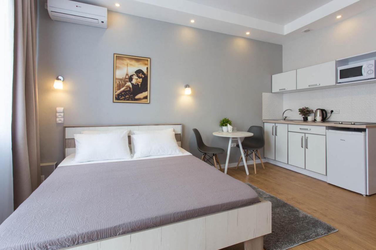 Modern Studio Beside Metro Yaroslava Mudroho, Universytet - Chernyshevska Str 95-7 Харков Екстериор снимка