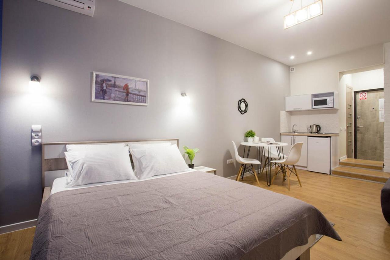 Modern Studio Beside Metro Yaroslava Mudroho, Universytet - Chernyshevska Str 95-7 Харков Екстериор снимка
