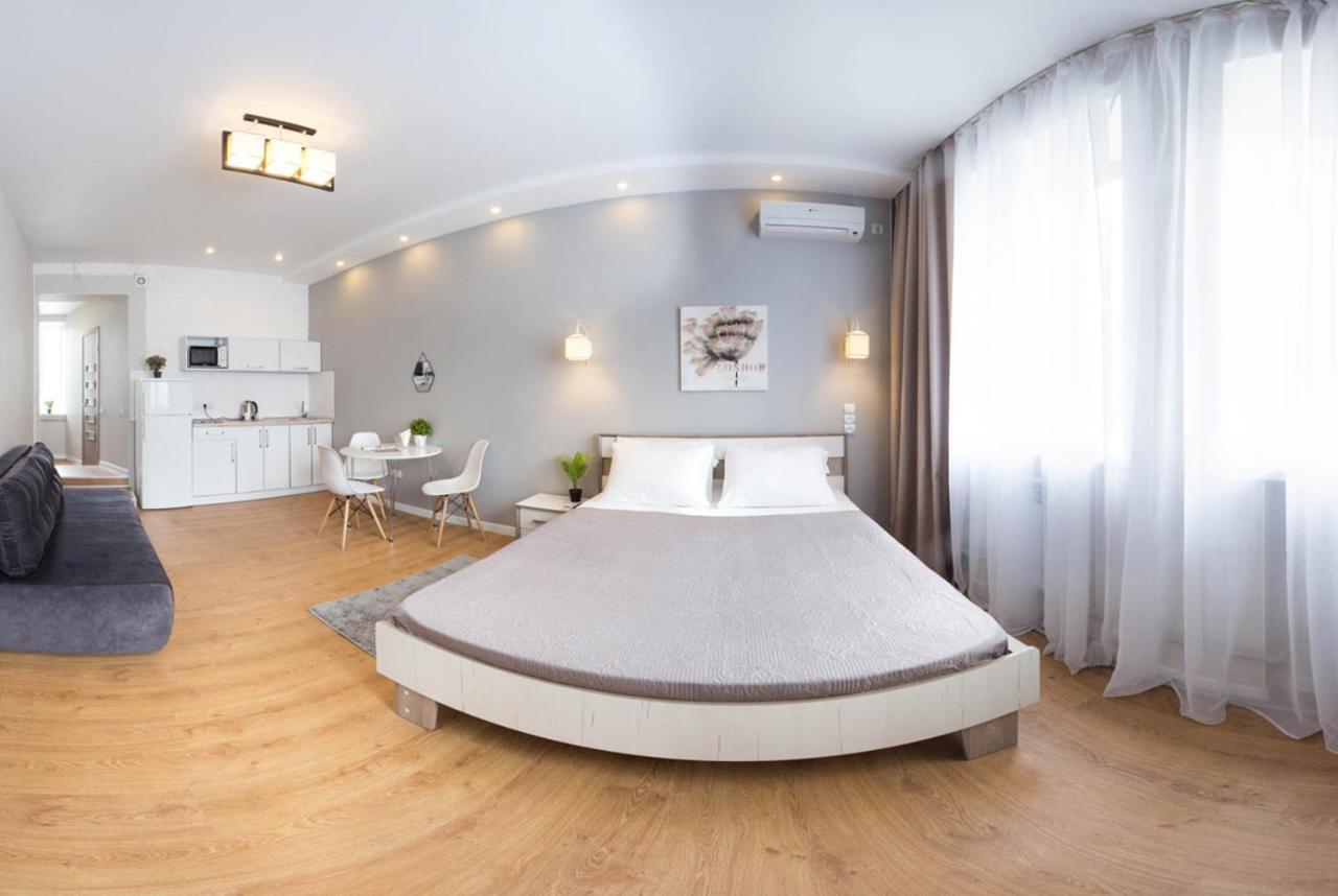 Modern Studio Beside Metro Yaroslava Mudroho, Universytet - Chernyshevska Str 95-7 Харков Екстериор снимка