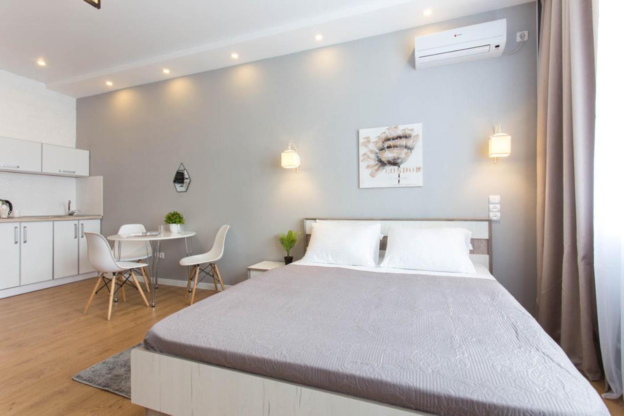 Modern Studio Beside Metro Yaroslava Mudroho, Universytet - Chernyshevska Str 95-7 Харков Екстериор снимка
