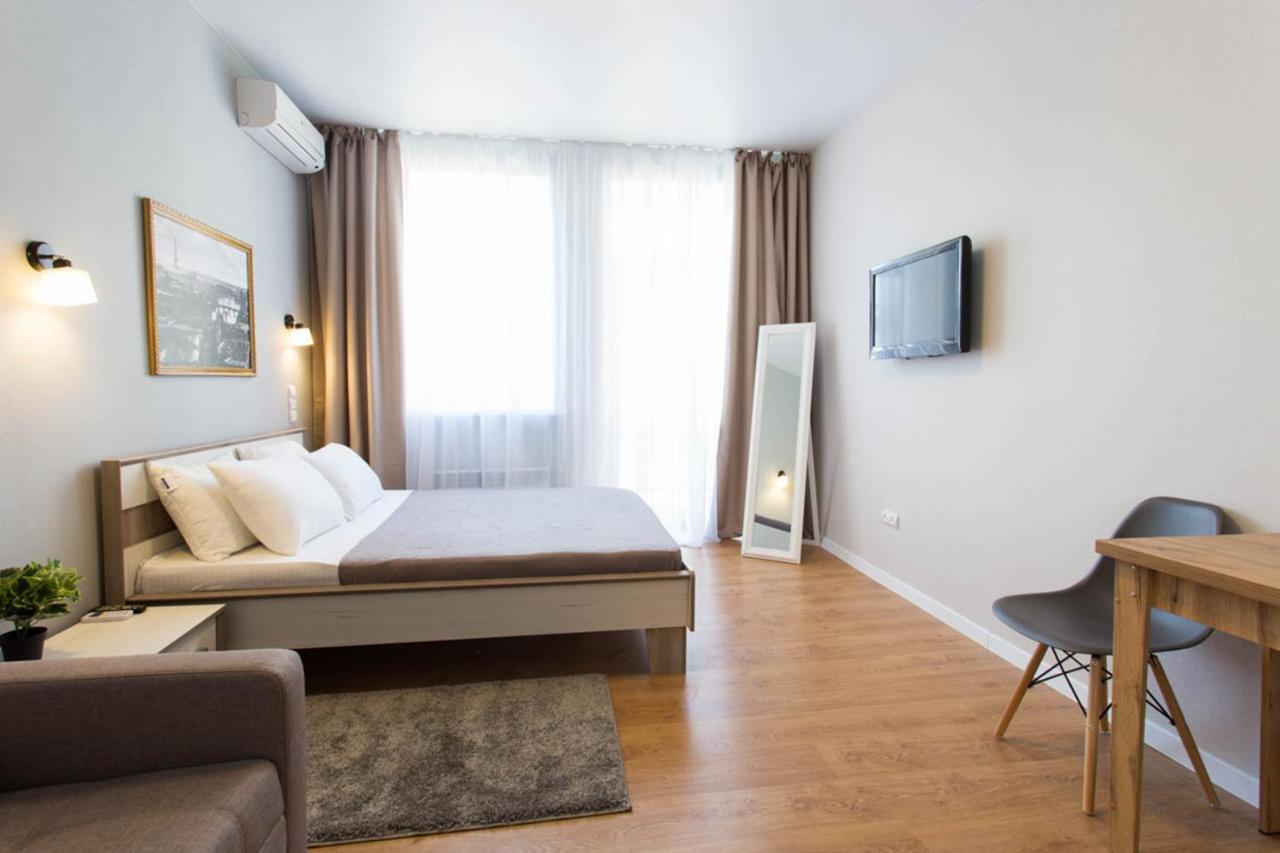 Modern Studio Beside Metro Yaroslava Mudroho, Universytet - Chernyshevska Str 95-7 Харков Екстериор снимка
