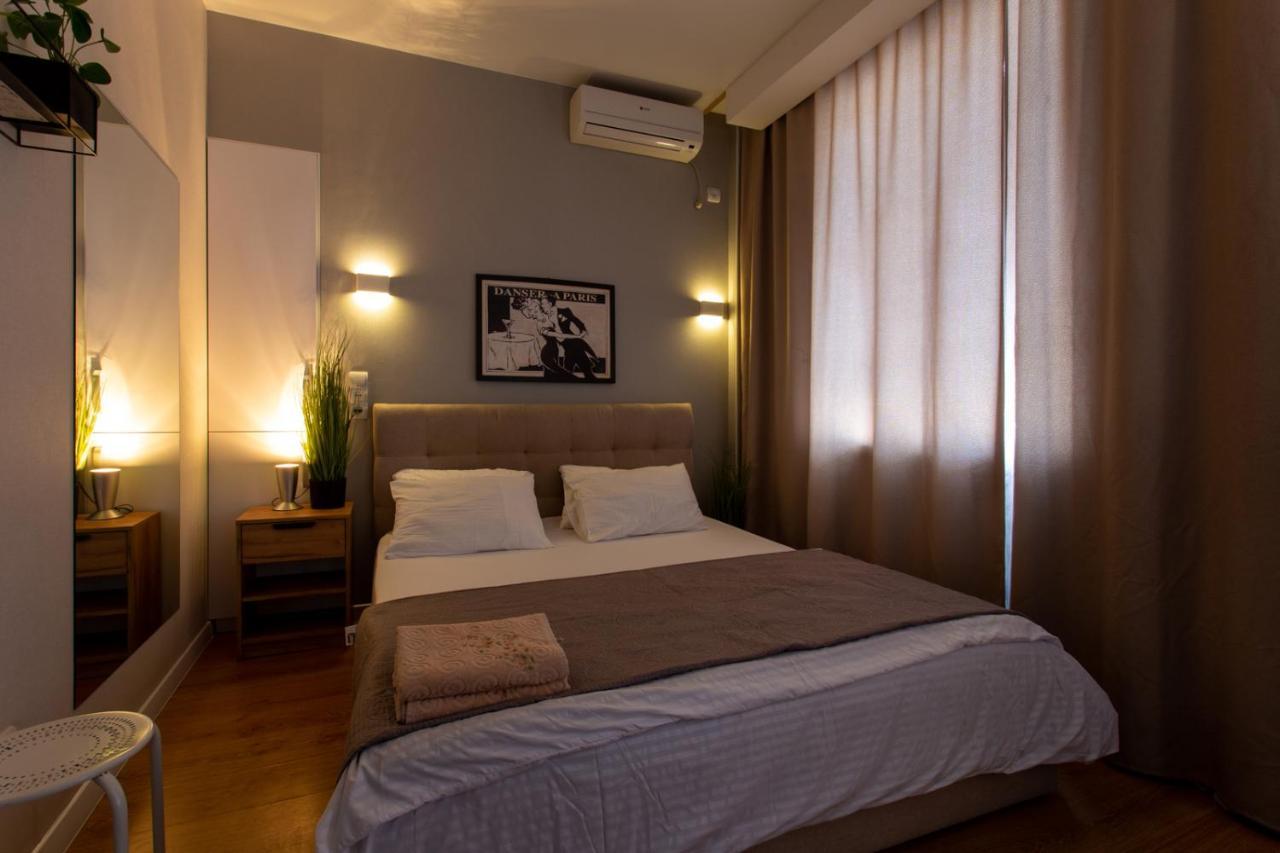 Modern Studio Beside Metro Yaroslava Mudroho, Universytet - Chernyshevska Str 95-7 Харков Екстериор снимка