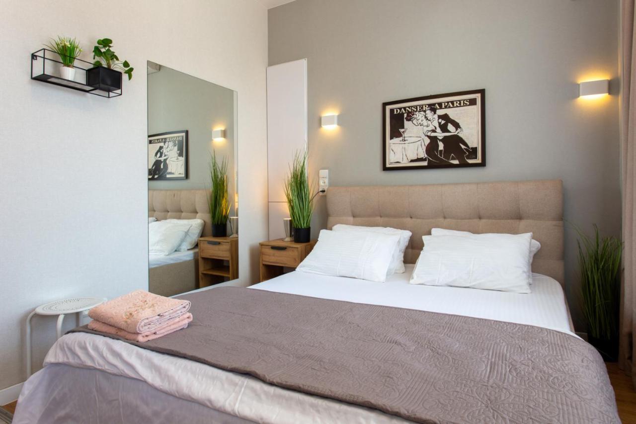 Modern Studio Beside Metro Yaroslava Mudroho, Universytet - Chernyshevska Str 95-7 Харков Екстериор снимка