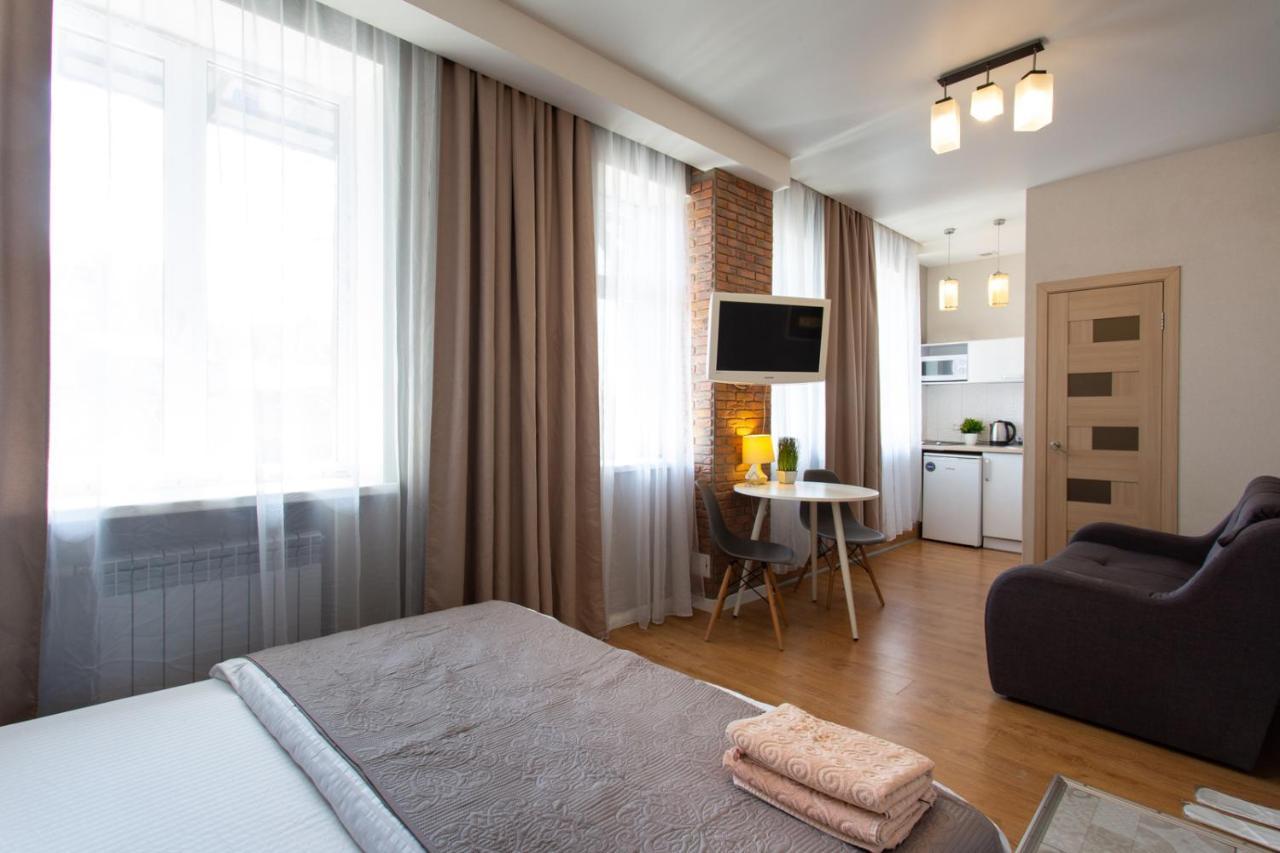 Modern Studio Beside Metro Yaroslava Mudroho, Universytet - Chernyshevska Str 95-7 Харков Екстериор снимка