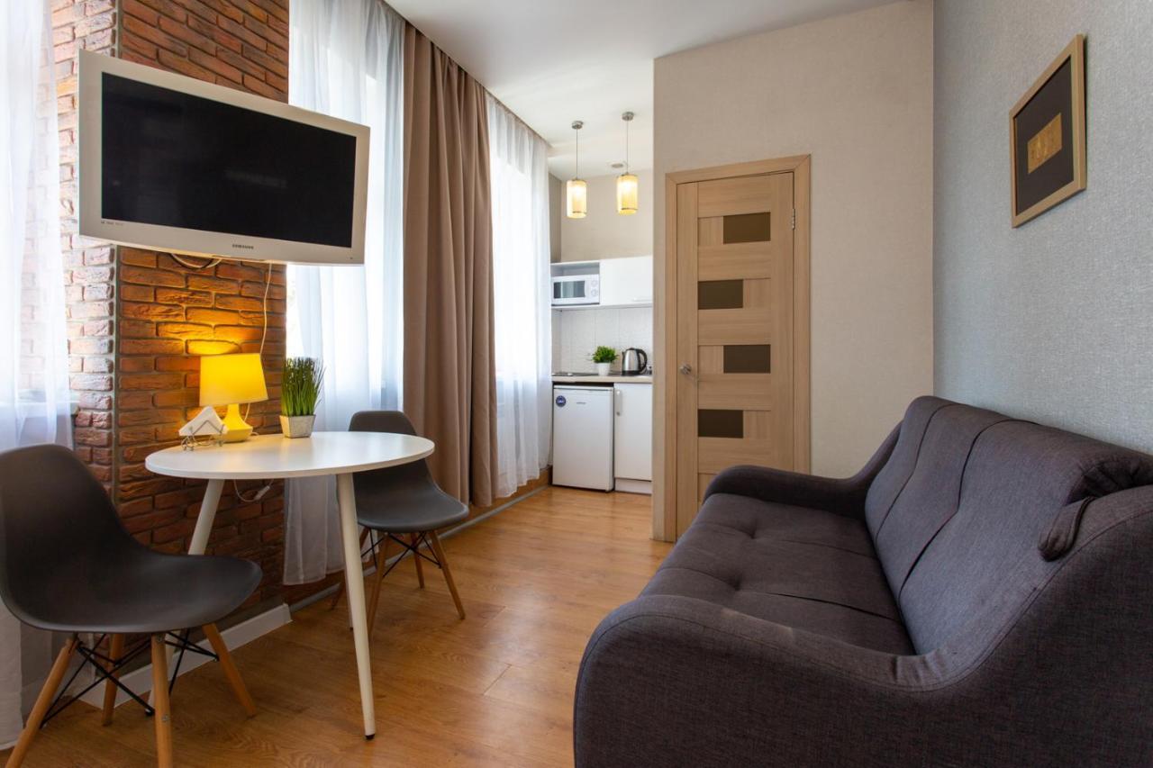 Modern Studio Beside Metro Yaroslava Mudroho, Universytet - Chernyshevska Str 95-7 Харков Екстериор снимка