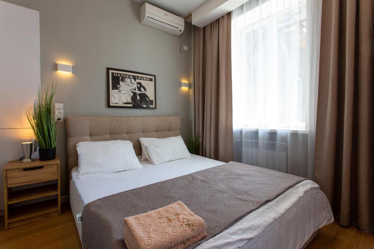 Modern Studio Beside Metro Yaroslava Mudroho, Universytet - Chernyshevska Str 95-7 Харков Екстериор снимка